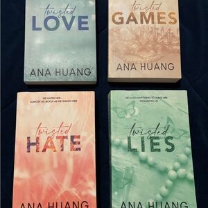 Twisted Series Book Set - Multicolor